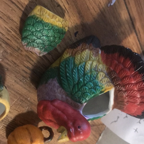 7 piece  ceramic mini teapot set with creamer n sugar bowls n 2 cups.    Top of - Picture 3 of 8